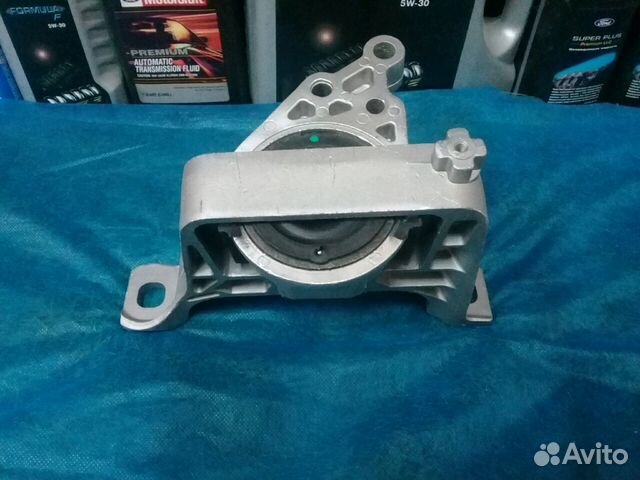 Правая опора Мазда 3 BL