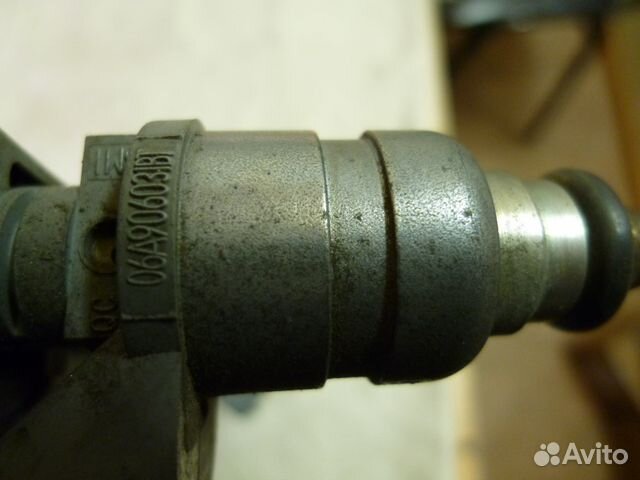 Форсунка впрыска VW/audi/skoda 1,6L/BSE