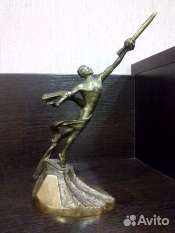 Статуэтка бронза. СССР. К звёздам Статуэтка бронза. СССР. К звёздам