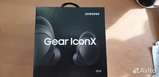 Продам Наушники SAMSUNG Gear IconX (2018)