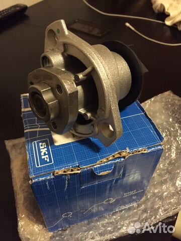 Насос водяной SKF vkpc81211 VAG