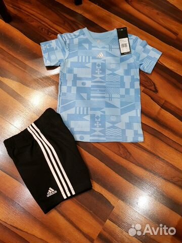 Спортивная футболка и шорты Adidas новые 92 р Спортивная футболка и шорты Adidas новые 92 р