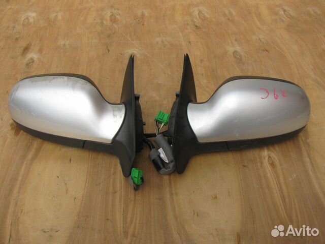 Зеркало левое правое Volvo S60 XV70 Зеркало левое правое Volvo S60 XV70