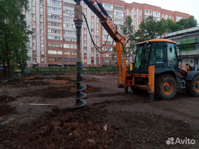 Аренда экскаватор погрузчик JCB (трактор) Аренда экскаватор погрузчик JCB (трактор)