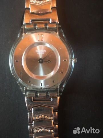 Часы женские Swatch со стразами