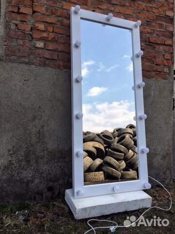 Гримерное зеркало Гримерное зеркало