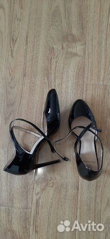 Новые черные лаковые туфли Эконика Новые черные лаковые туфли Эконика