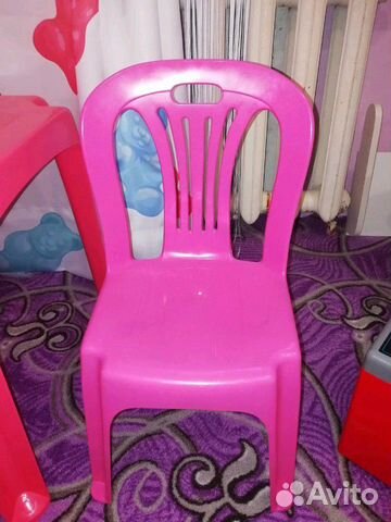 Столик детский +2 стульчика