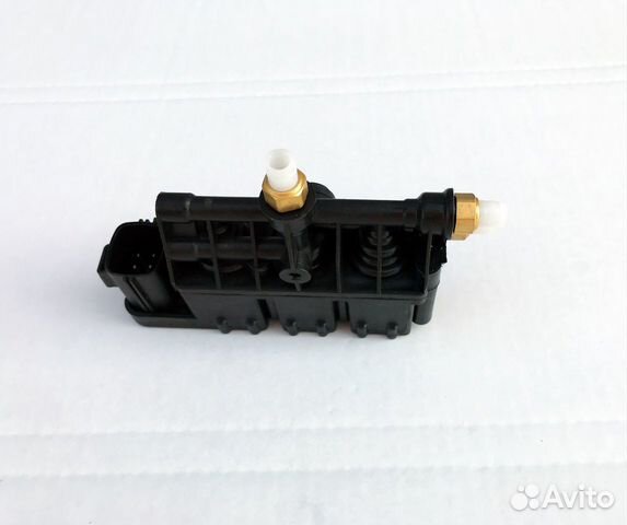 Блок клапанов Range Rover Sport L320 3.6 LR-TDV8
