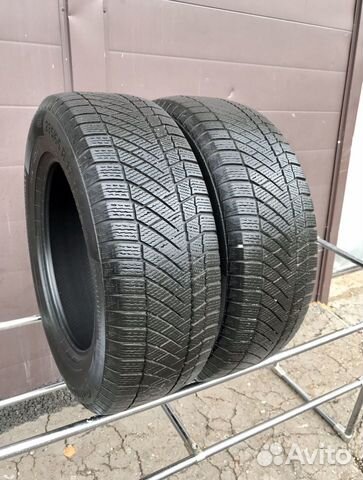 Зимние шины 235 65 17 Continental,108T*