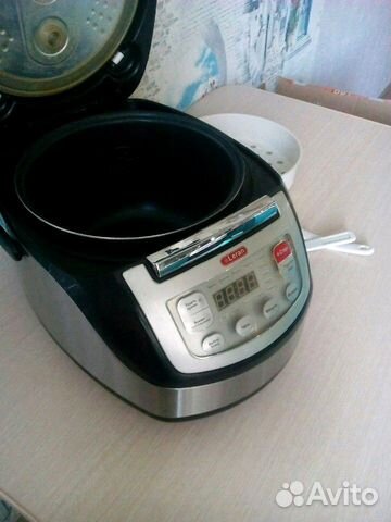 Мультиварка в хорошем состоянии