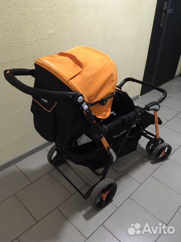 Коляска для двойни Коляска для двойни