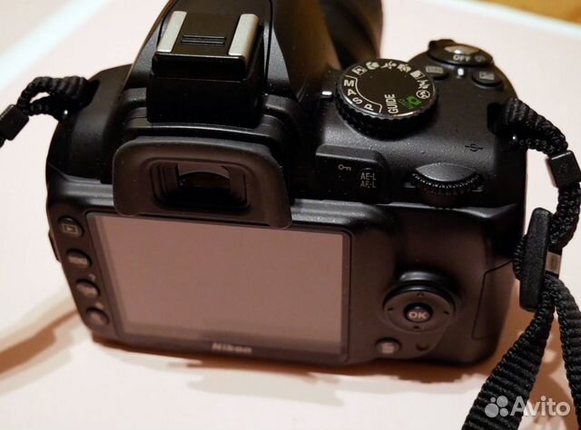 Nikon D 3000 body Прекрасное состояние