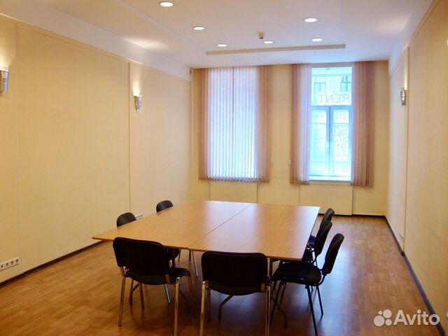 Офис 210 м кв на Невском пр., 2 этаж