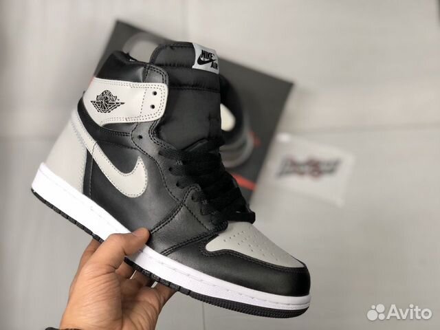 Новые Кроссовки Nike Air Jordan 1 Retro Есть 41-45 Новые Кроссовки Nike Air Jordan 1 Retro Есть 41-45