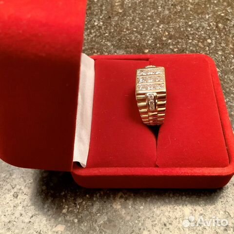 Печатка золотая с бриллиантами Печатка золотая с бриллиантами