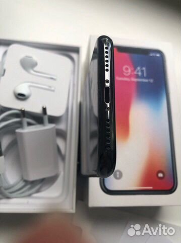iPhone X