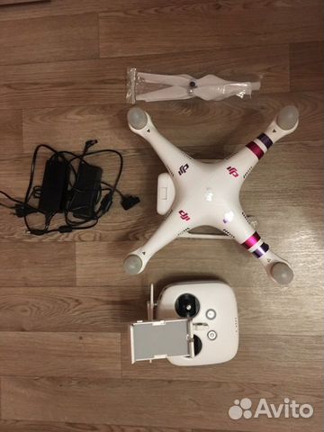 Квадрокоптер DJI Phantom 3 Advanced