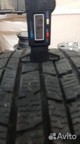 215 50 17 Dunlop 4шт Зимние нешипованные шины