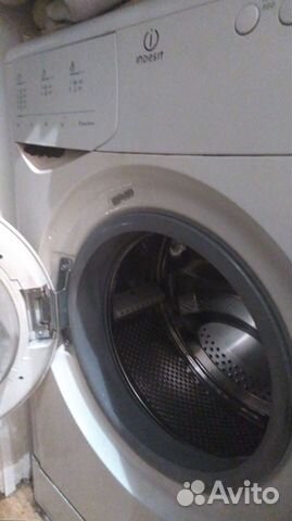 Стиральная машина Indesit W 101 EX Б/У италия Стиральная машина Indesit W 101 EX Б/У италия