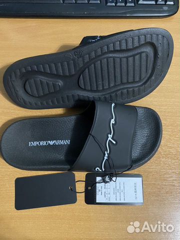 Сланцы Emporio Armani новые, размер 38, с этикетко