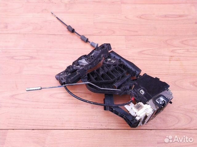 Замок задней левой двери Mercedes X164