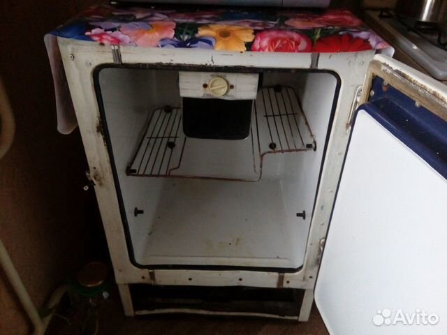 Холодильник Саратов в рабочем состояние