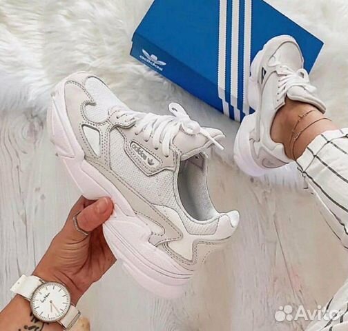 Кроссовки Adidas Falcon Кроссовки Adidas Falcon