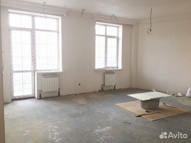 4-к квартира, 160 м², 2/5 эт.