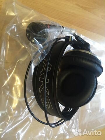 Наушники AKG HSC271 Наушники AKG HSC271