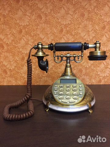 Телефон