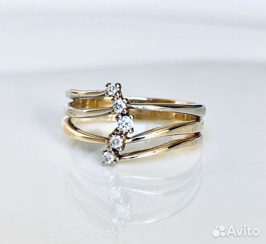 Золотое кольцо с бриллиантами