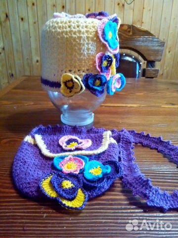 Комплект вязаный шапка и сумочка