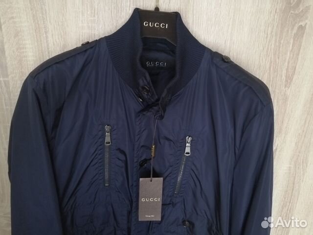Куртка gucci. Новая, оригинал. 52 раз Куртка gucci. Новая, оригинал. 52 раз