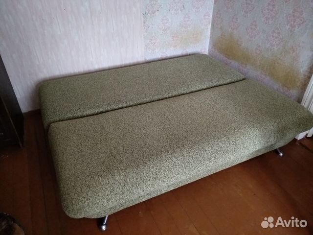 Диван