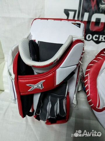 Комплект вратаря, блин с ловушкой Bauer Vapor 1X Комплект вратаря, блин с ловушкой Bauer Vapor 1X