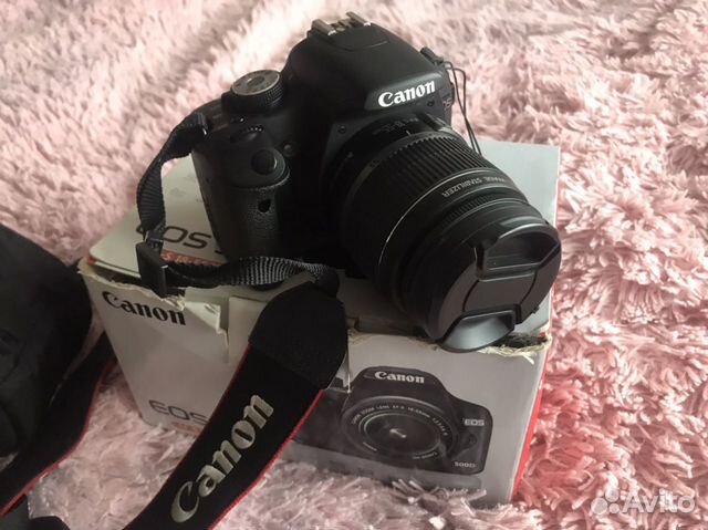 Зеркальный фотоаппарат Canon EOS 500 D Зеркальный фотоаппарат Canon EOS 500 D