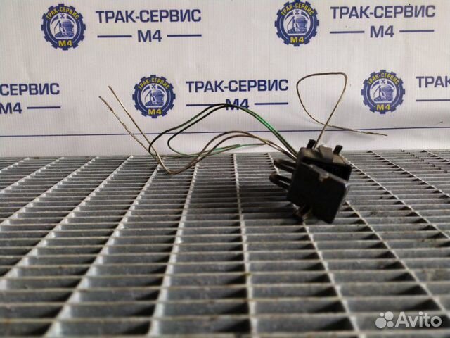 Диагностический разъем Renault Magnum E-Tech 440 Диагностический разъем Renault Magnum E-Tech 440
