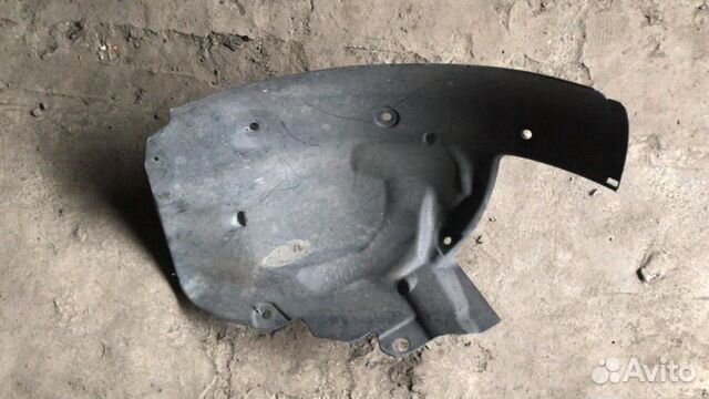 Локер Подкрылок передний Renault Scenic2