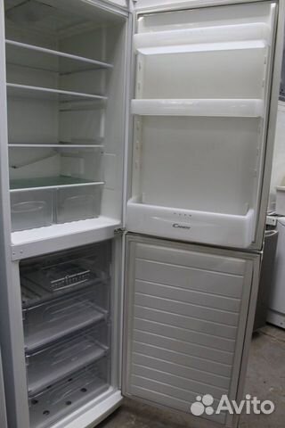 Двухкамерный холодильник SAMSUNG RL28fbsw