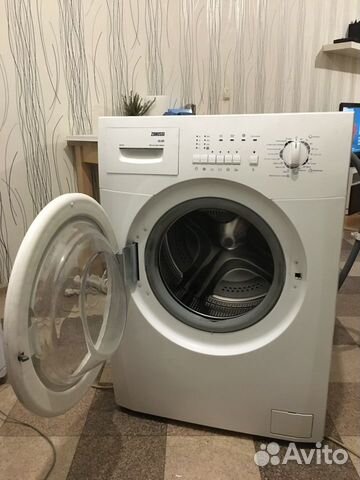 Стиральная машина Zanussi ZWS281