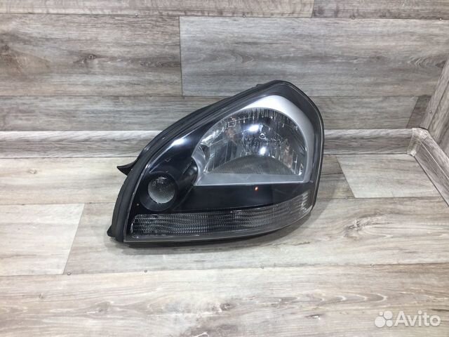 Фара левая Hyundai Tucson 1 (04-10) Хендай Туксон