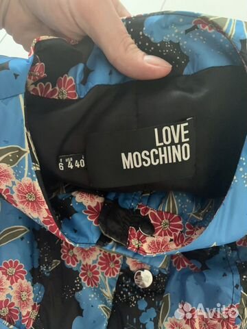 Плащ ветровка Love moschino Плащ ветровка Love moschino