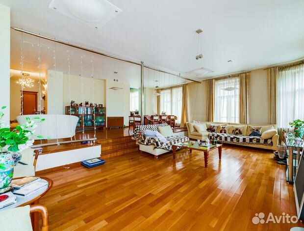 5-к квартира, 320 м², 4/6 эт. 5-к квартира, 320 м², 4/6 эт.