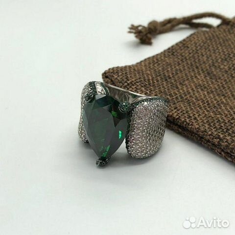 Комплект из серебра 925 пробы Комплект из серебра 925 пробы