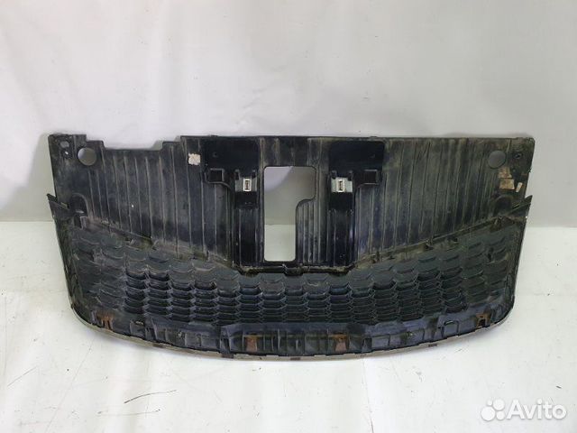 Решетка радиатора Kia Rio 3