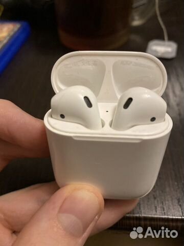 Apple AirPods 2 (кейс без беспроводной зарядки)