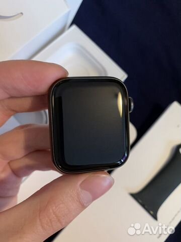 cellular gps apple watch