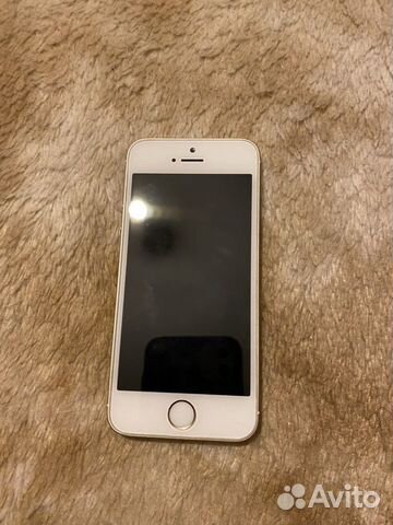 Телефон iPhone se 32gb Телефон iPhone se 32gb