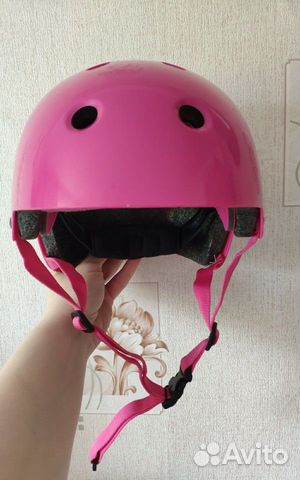 Шлем для девочки разм. 50-54 практически новый Шлем для девочки разм. 50-54 практически новый